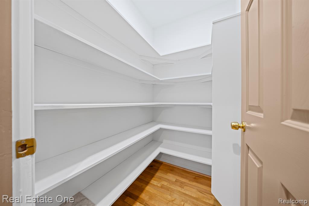 3218 Topview Court Rochester Hills, MI 48309 - Photo 18 of 37 Gallery Image 18