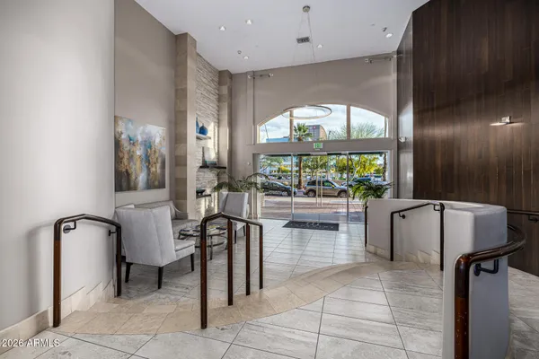 $680,000 | 16 West Encanto Boulevard, Unit 408, Phoenix, AZ 85003