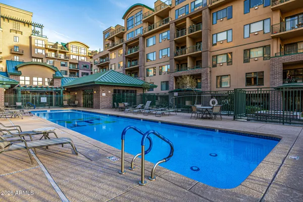$680,000 | 16 West Encanto Boulevard, Unit 408, Phoenix, AZ 85003