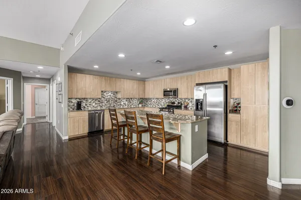 $680,000 | 16 West Encanto Boulevard, Unit 408, Phoenix, AZ 85003