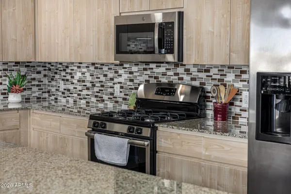 $680,000 | 16 West Encanto Boulevard, Unit 408, Phoenix, AZ 85003