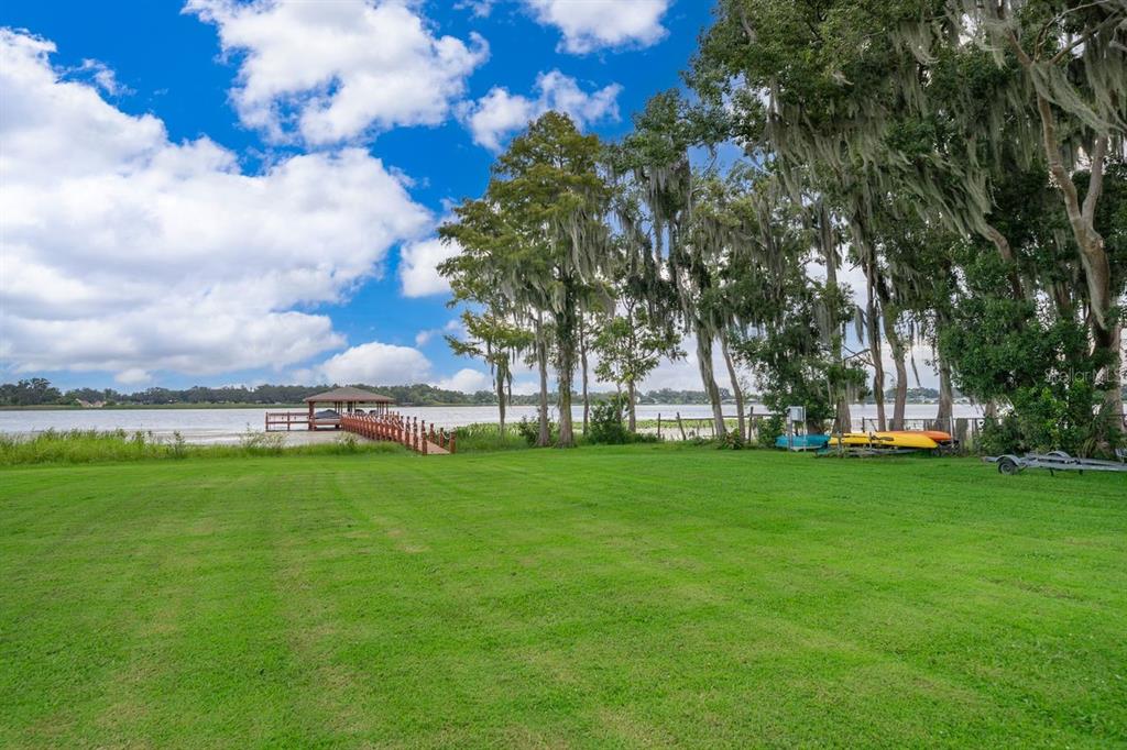 2339 Neptune Road, Unit A Kissimmee, FL 34744 - Photo 35 of 43 a garden view