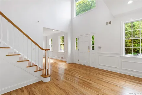 $1,750,000 | 2 Saunders Street, Hastings-on-Hudson, NY 10706