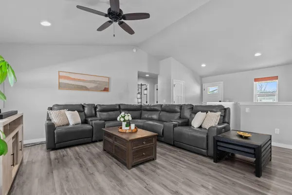 $474,900 | 4372 Lakeland Drive, Oshkosh, WI 54904