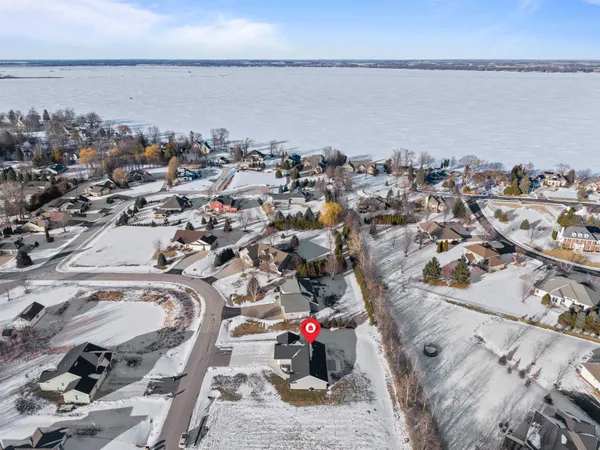 $474,900 | 4372 Lakeland Drive, Oshkosh, WI 54904