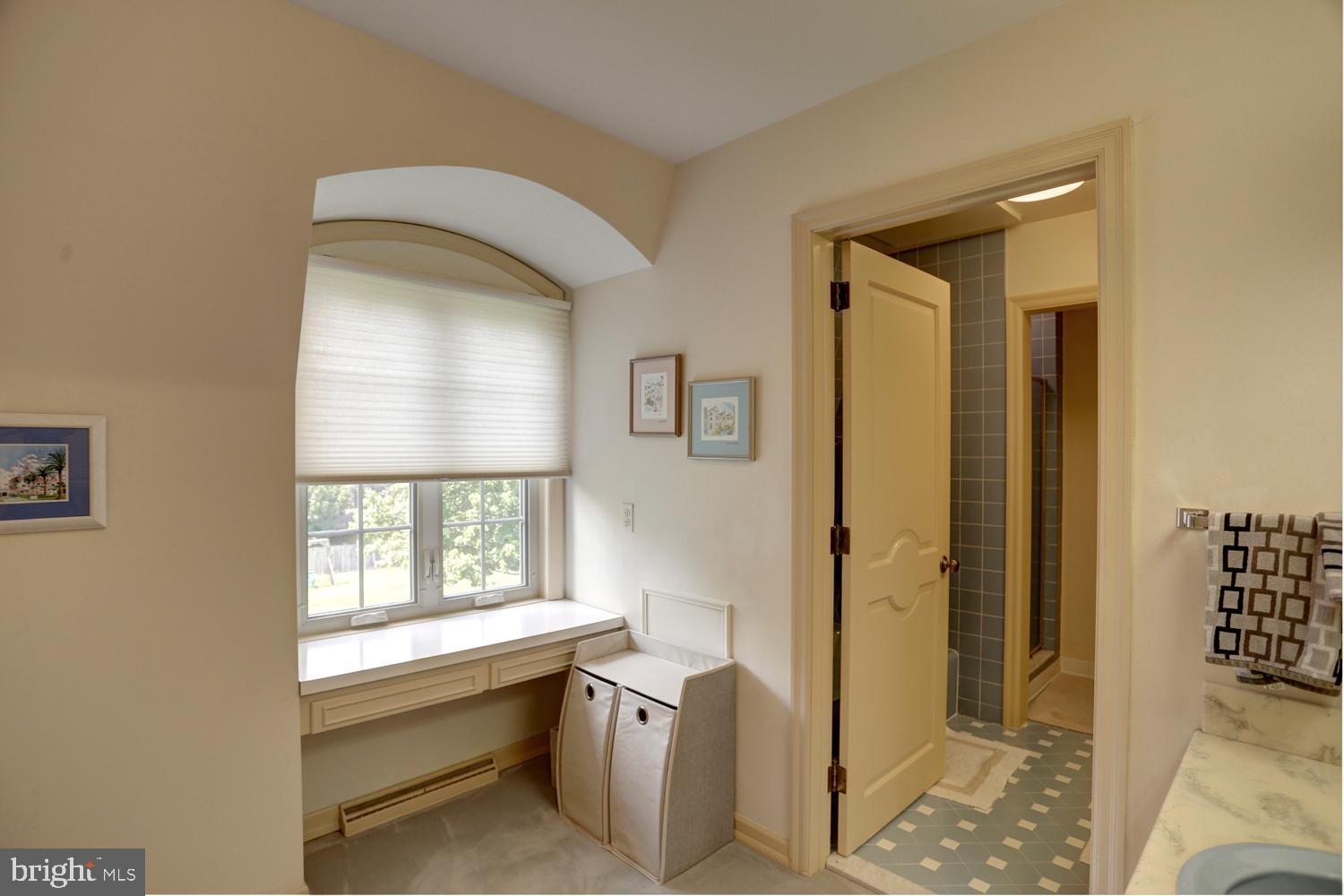 1611 Mitchell Road Harrisburg, PA 17110 - Photo 32 of 54 Master Bath 1611 Mitchell Rd #susquehanna