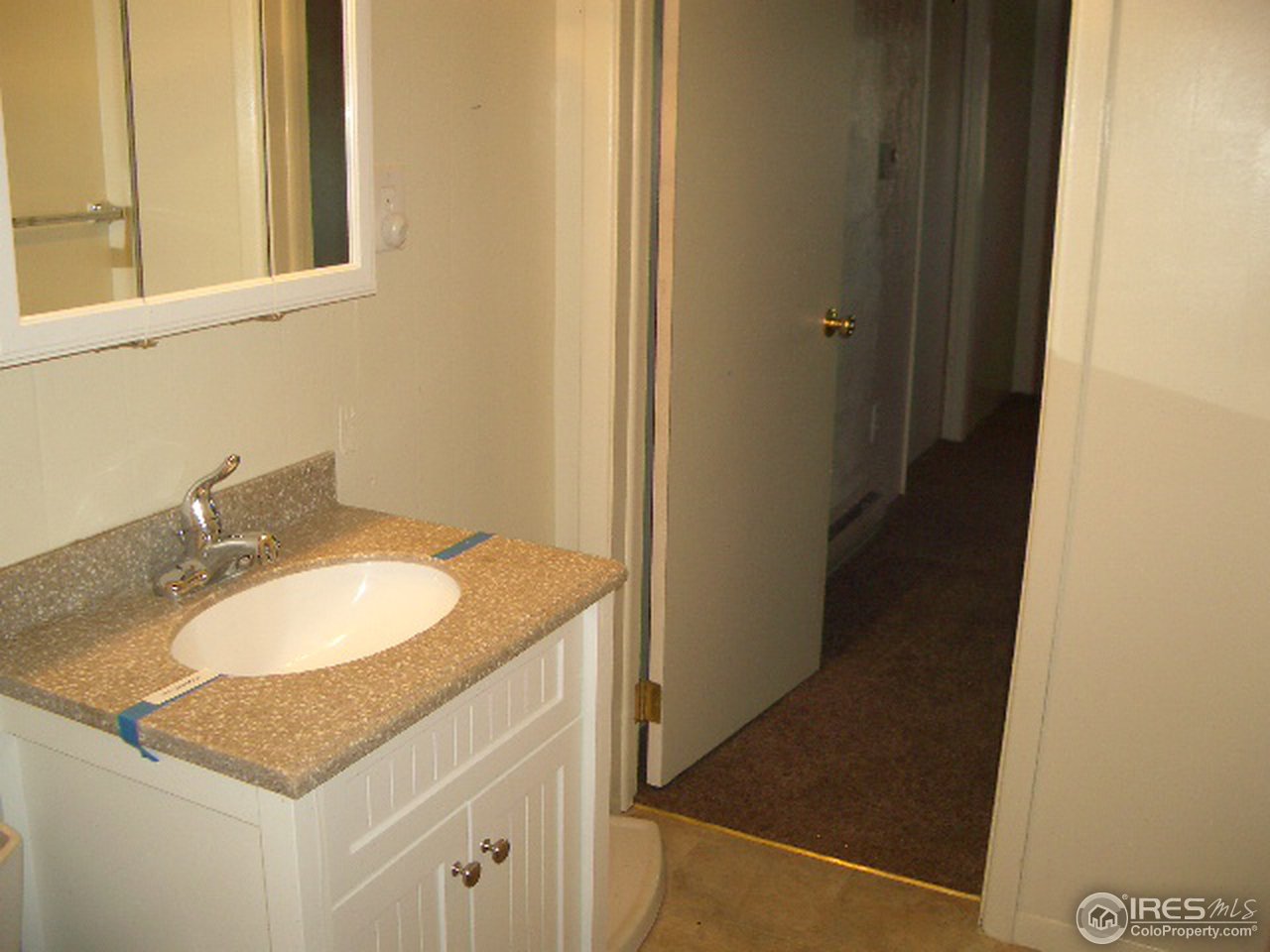 6422 Prospect Road Longmont, CO 80503 - Photo 8 of 10 1/2 Bath