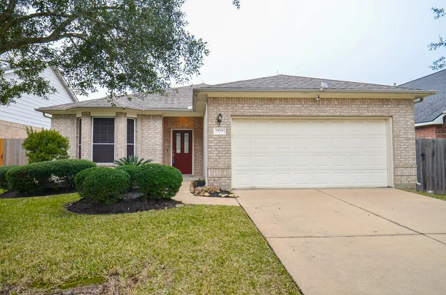 $295,000 | 9414 Brackenton Crest Drive, Spring, TX 77379