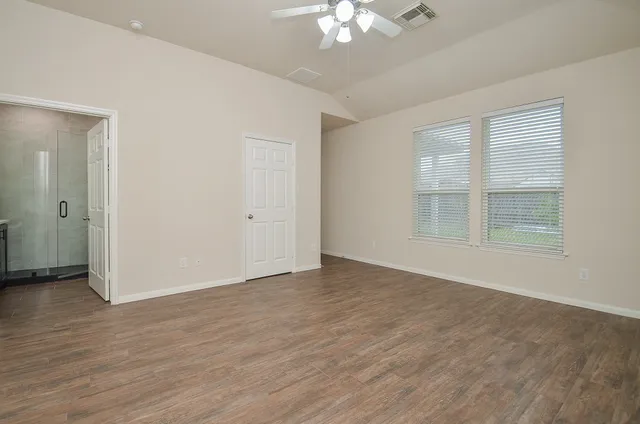 $295,000 | 9414 Brackenton Crest Drive, Spring, TX 77379