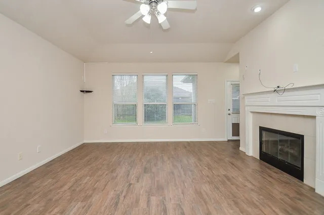 $295,000 | 9414 Brackenton Crest Drive, Spring, TX 77379