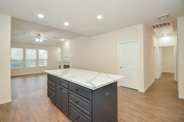 $295,000 | 9414 Brackenton Crest Drive, Spring, TX 77379