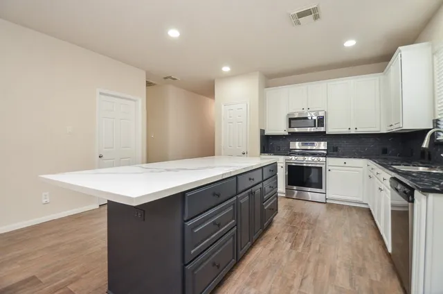 $295,000 | 9414 Brackenton Crest Drive, Spring, TX 77379