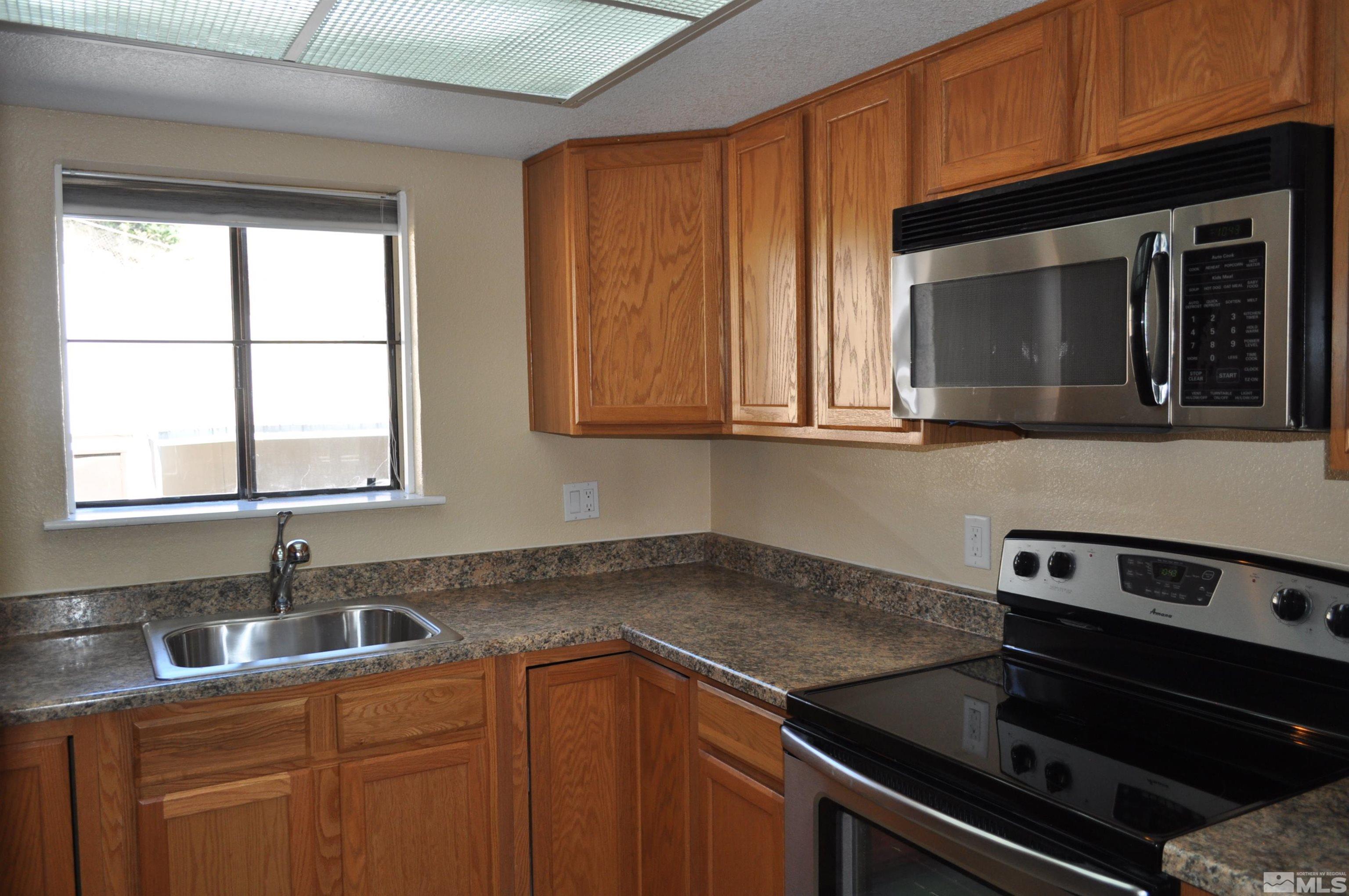 53 Vista Rafael Parkway Reno, NV 89503 - Photo 6 of 15 Photo 6