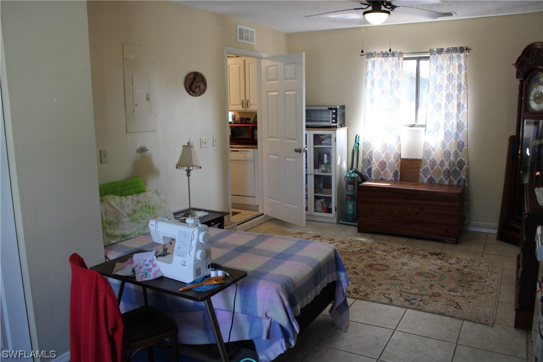 2005 Clipper Terrace LaBelle, FL 33935 - Photo 15 of 33