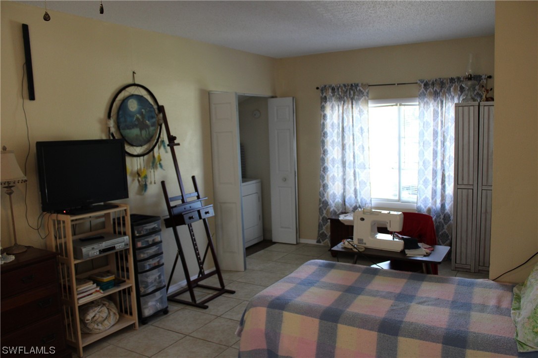 2005 Clipper Terrace LaBelle, FL 33935 - Photo 16 of 33