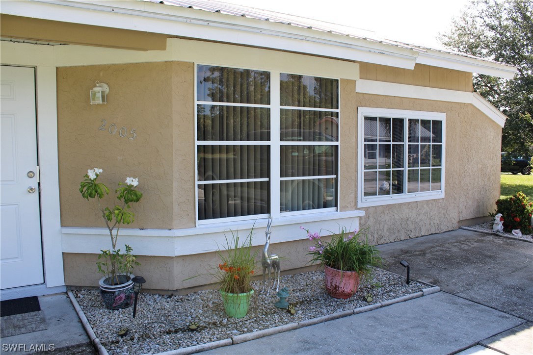 2005 Clipper Terrace LaBelle, FL 33935 - Photo 5 of 33