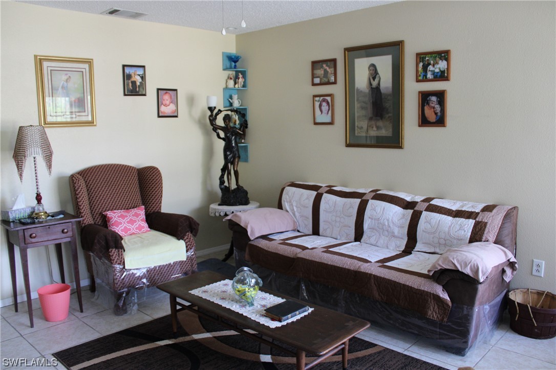 2005 Clipper Terrace LaBelle, FL 33935 - Photo 7 of 33