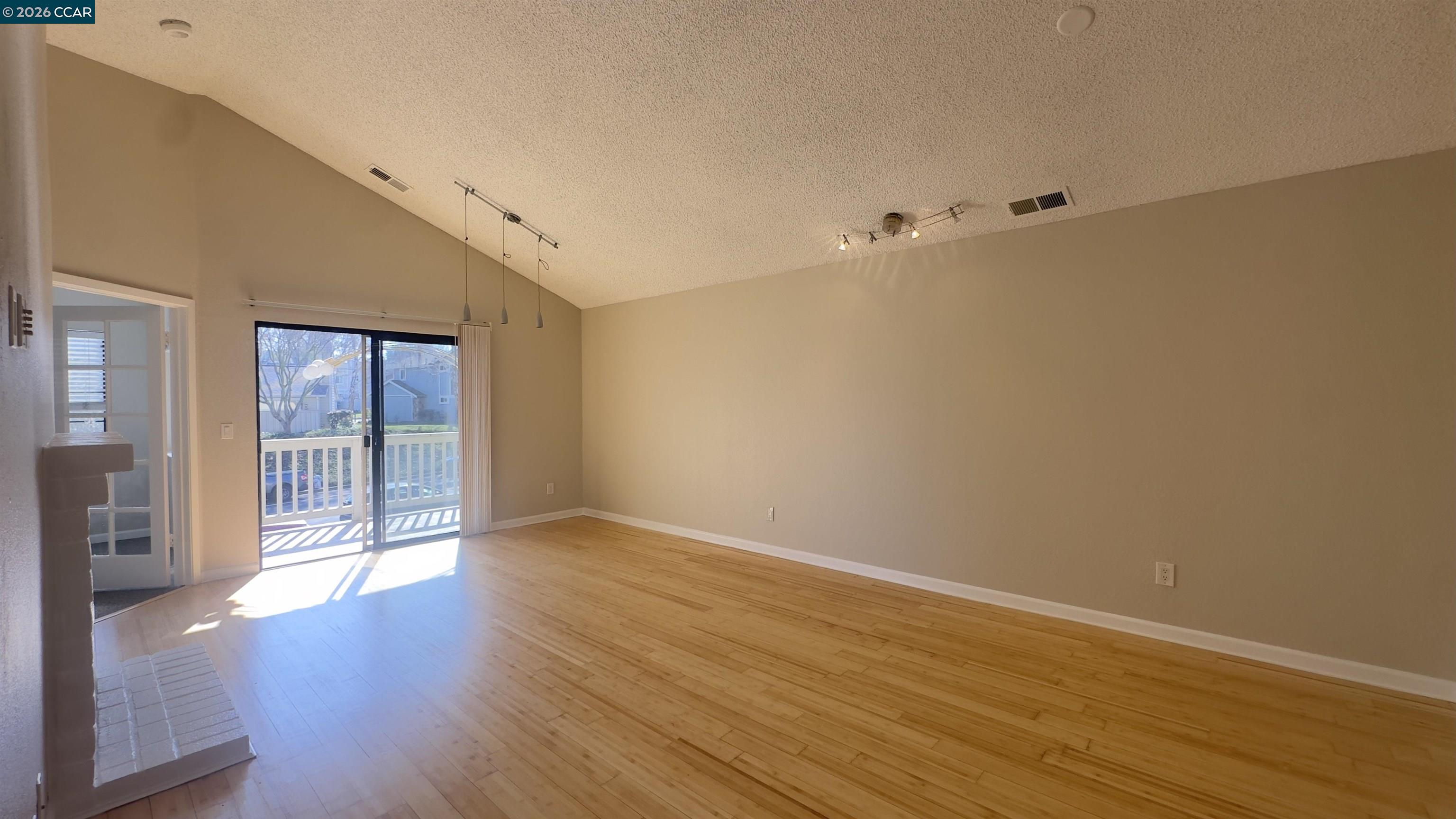 1006 Devonwood Hercules, CA 94547 - Photo 2 of 10