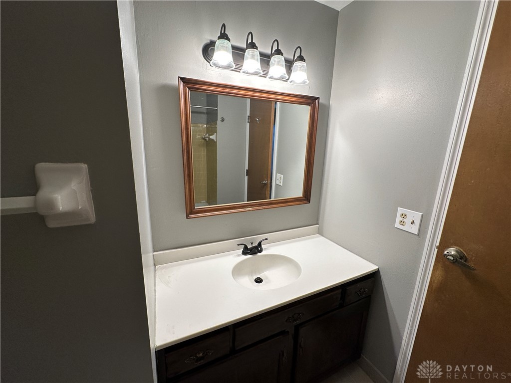 5548 Nantucket Road Dayton, OH 45426 - Photo 22 of 25 Gallery Image 22