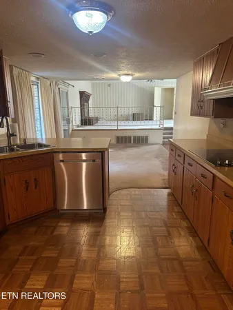 $575,000 | 2794 Us Highway, Middlesboro, KY 40965