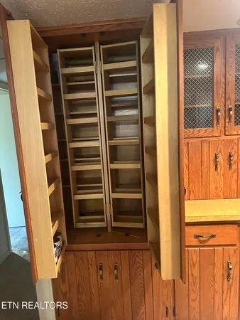 $575,000 | 2794 Us Highway, Middlesboro, KY 40965