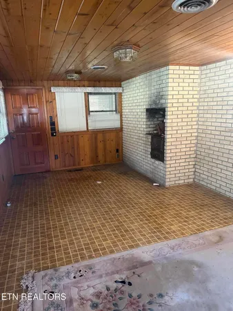 $575,000 | 2794 Us Highway, Middlesboro, KY 40965