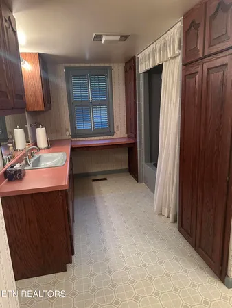 $575,000 | 2794 Us Highway, Middlesboro, KY 40965