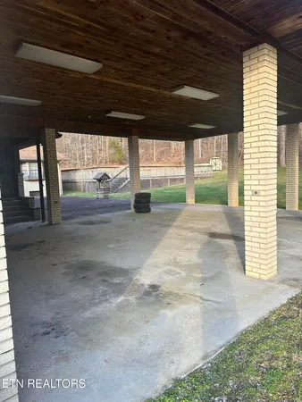 $575,000 | 2794 Us Highway, Middlesboro, KY 40965