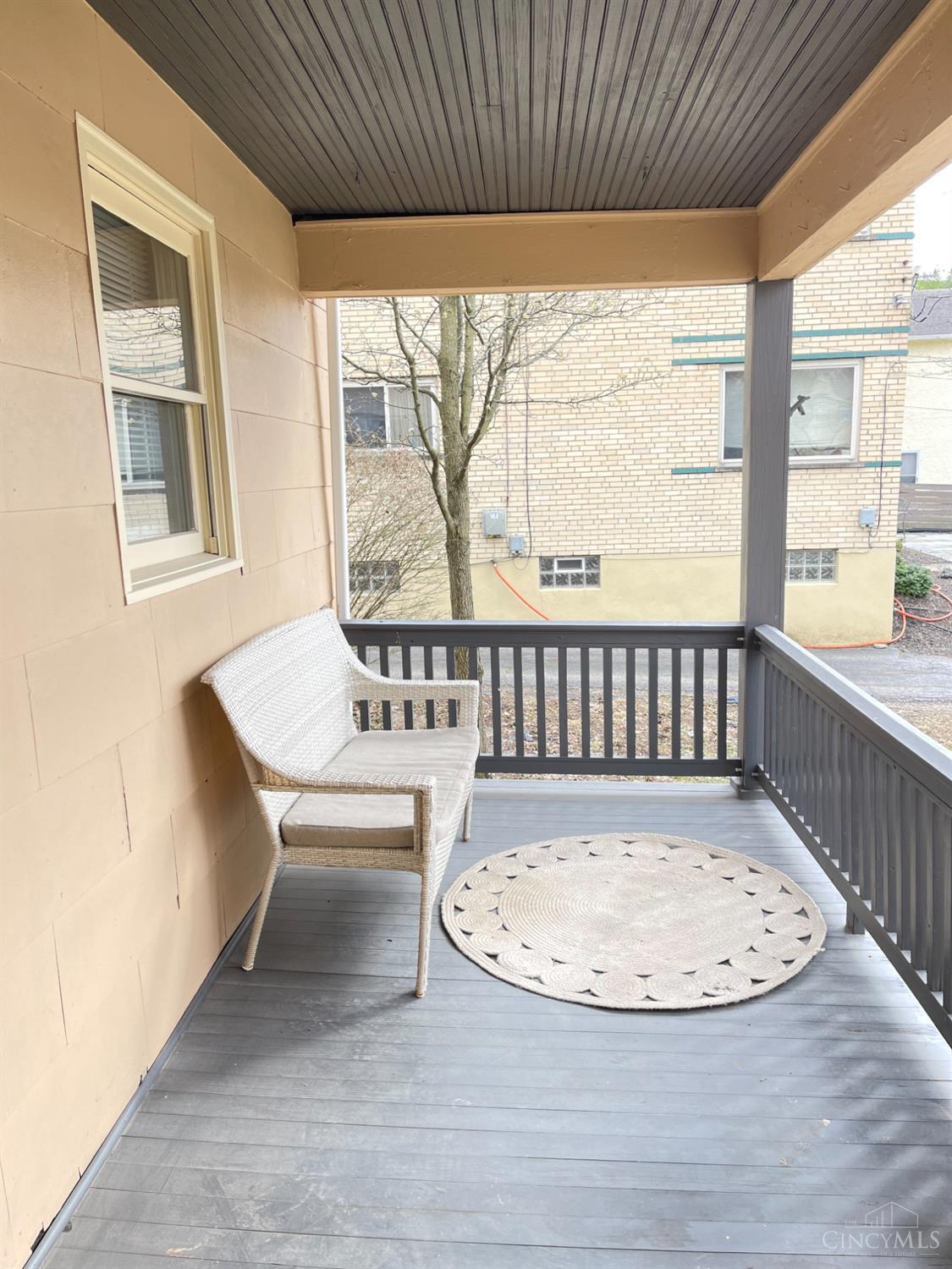 5616 Lester Road Cincinnati, OH 45213 - Photo 5 of 23
