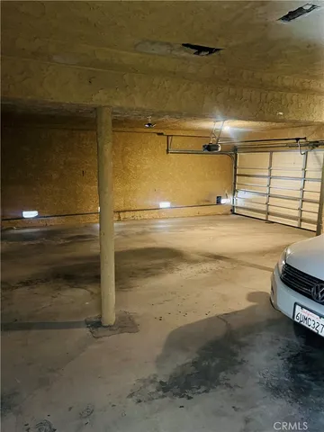 $1,800 | 17082 Chatsworth Street, Unit D, Granada Hills, CA 91344