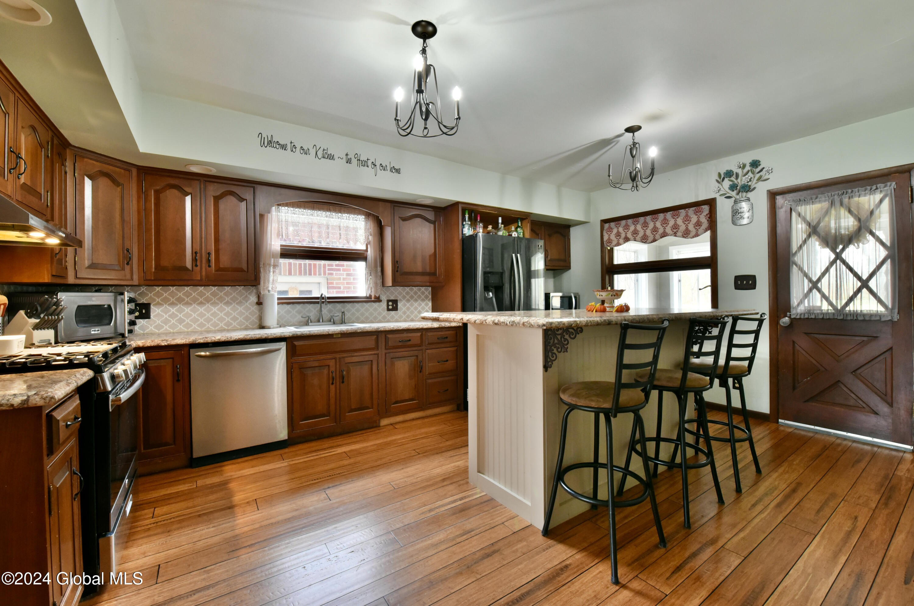 1315 Midline Road Hagaman, NY 12010 - Photo 10 of 47 13