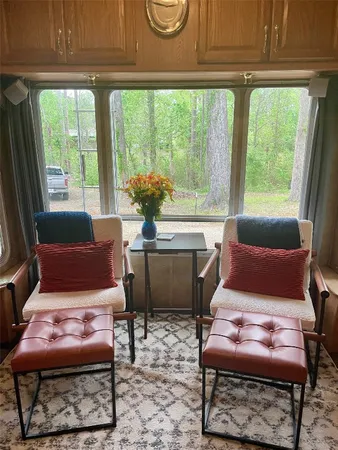 $895 | 5972 Highway 147, Zavalla, TX 75980