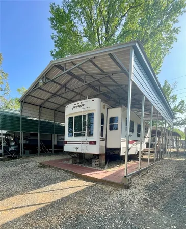 $895 | 5972 Highway 147, Zavalla, TX 75980