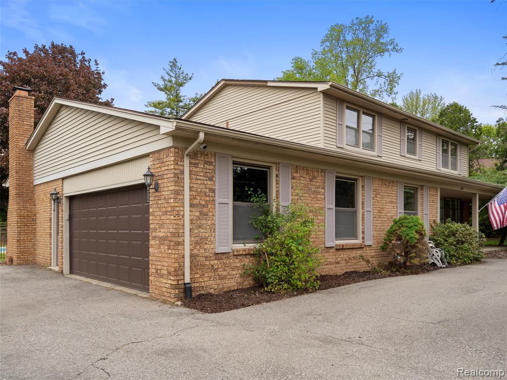 1890 Ludgate Lane Rochester Hills, MI 48309 - Photo 6 of 41