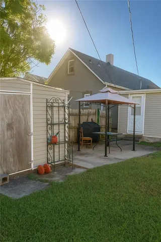 $185,000 | 812 Vermont Avenue, Kansas City, KS 66101