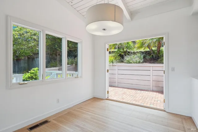 $10,000 | 125 Bayview Avenue, Belvedere, CA 94920