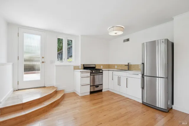 $10,000 | 125 Bayview Avenue, Belvedere, CA 94920