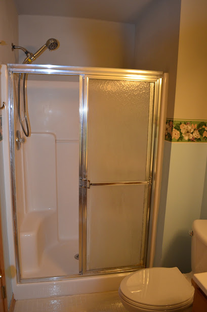 Undisclosed Address Somonauk, IL 60552 - Photo 20 of 25 a bathroom with a shower