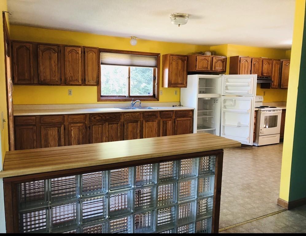 296 Buck Pond Road Westfield, MA 01085 - Photo 16 of 30 Gallery Image 16