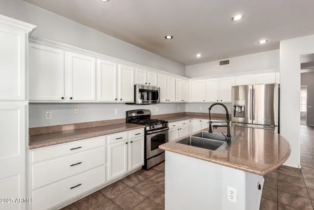 $2,995 | 16435 North 152nd Lane, Surprise, AZ 85374