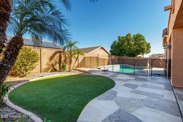 $2,995 | 16435 North 152nd Lane, Surprise, AZ 85374