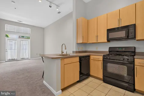 $250,000 | 1201 East-West Highway, Unit 241, Silver Spring, MD 20910