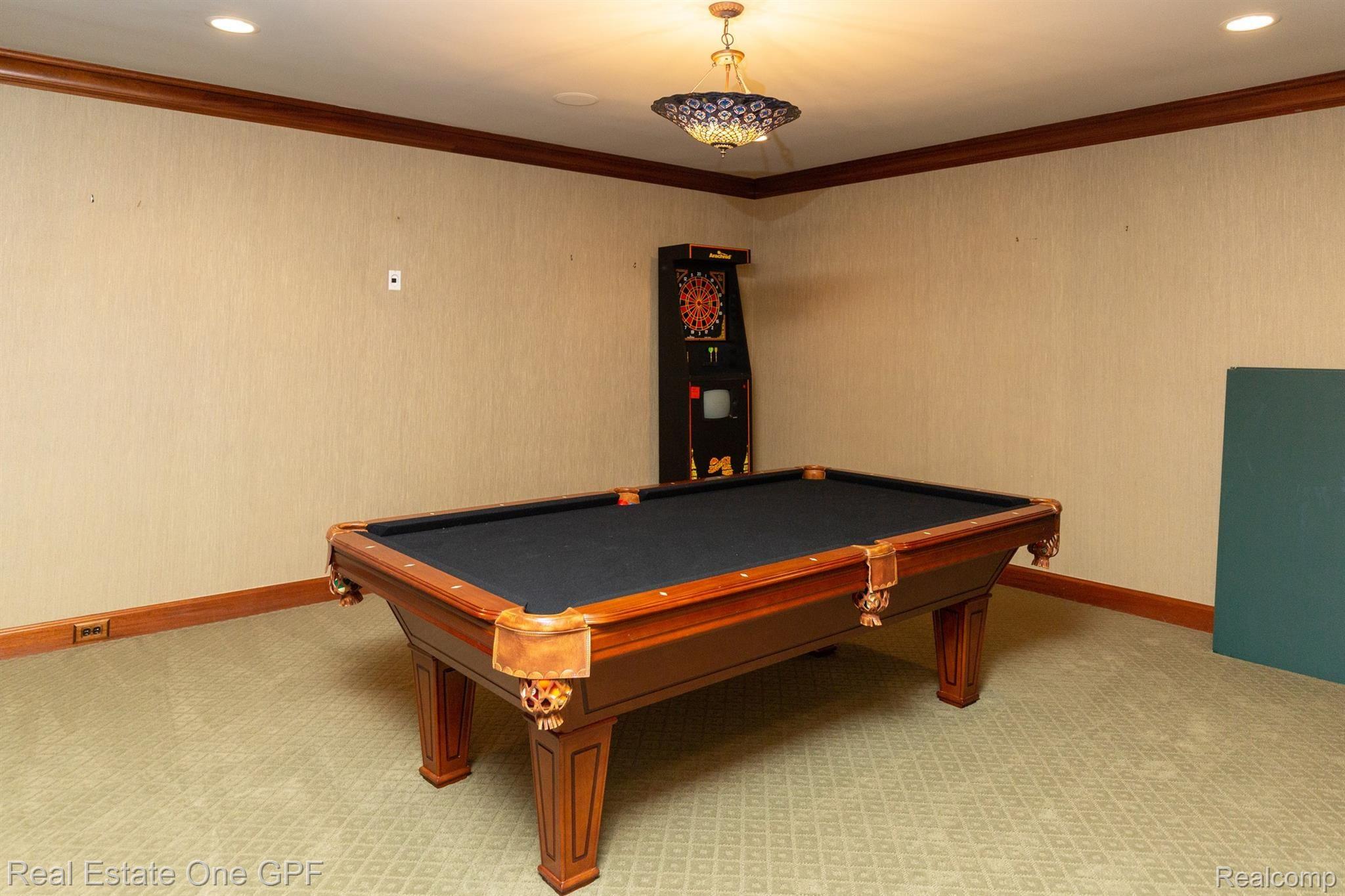 992 Lake Shore Road Grosse Pointe, MI 48236 - Photo 45 of 59 44 992LakeShoreRd-60.jpg