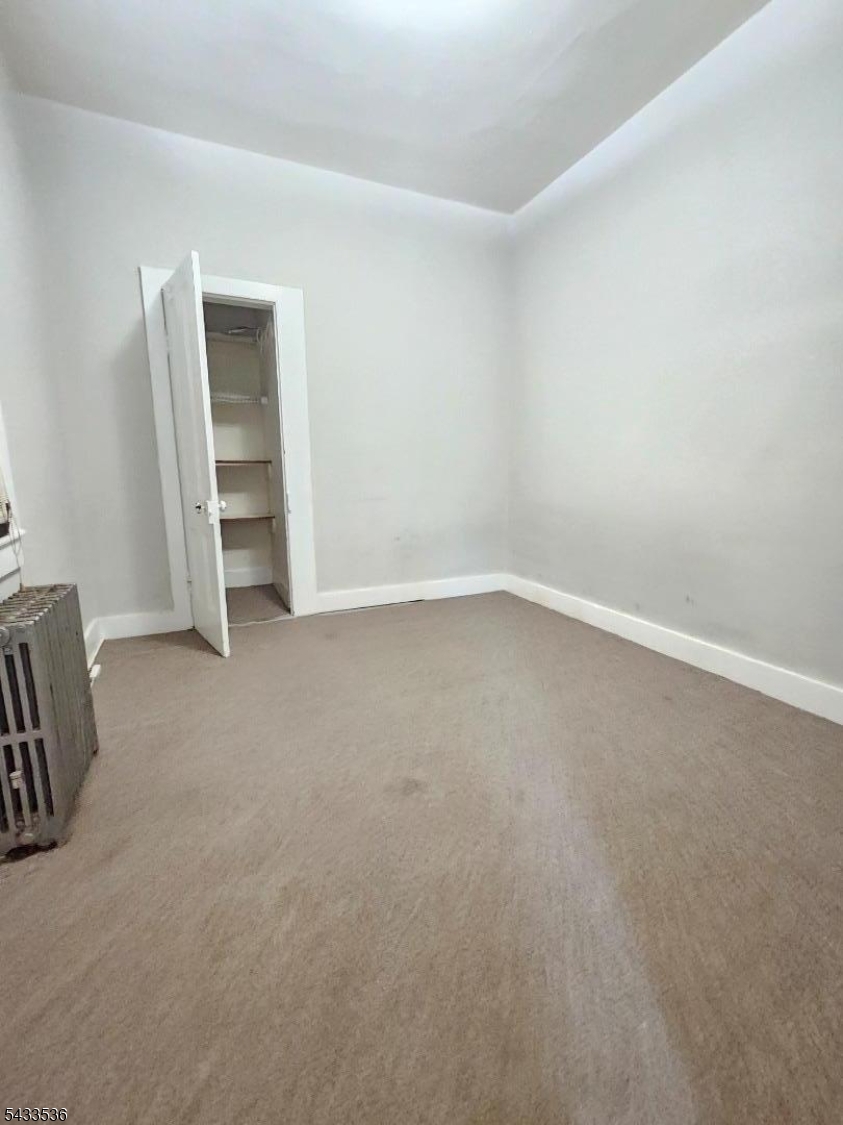38 Thompson Street Raritan, NJ 08869 - Photo 9 of 15