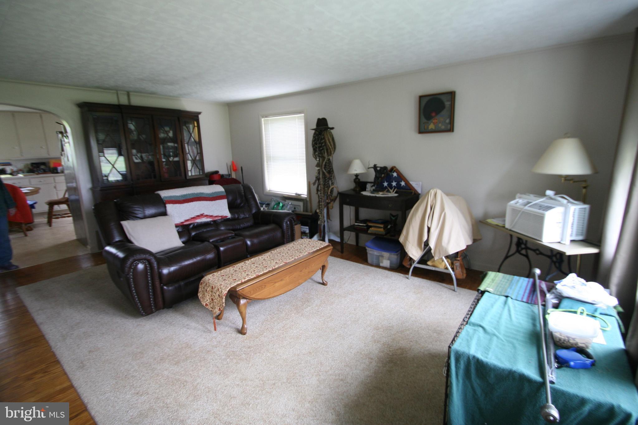 7241 Morgans Road Huntingdon, PA 16652 - Photo 44 of 70 Living Room