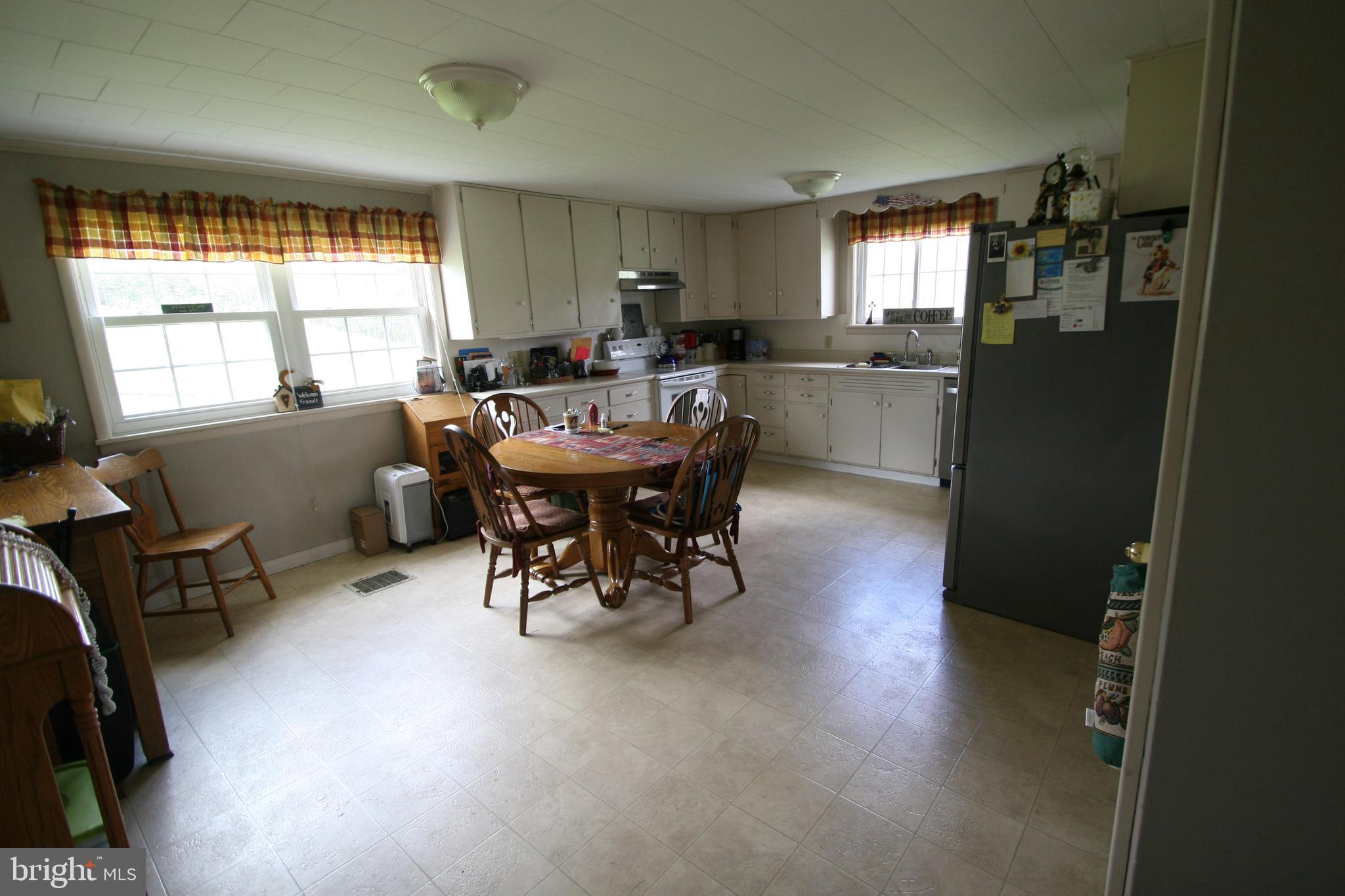 7241 Morgans Road Huntingdon, PA 16652 - Photo 50 of 70 Kitchen Eat-In