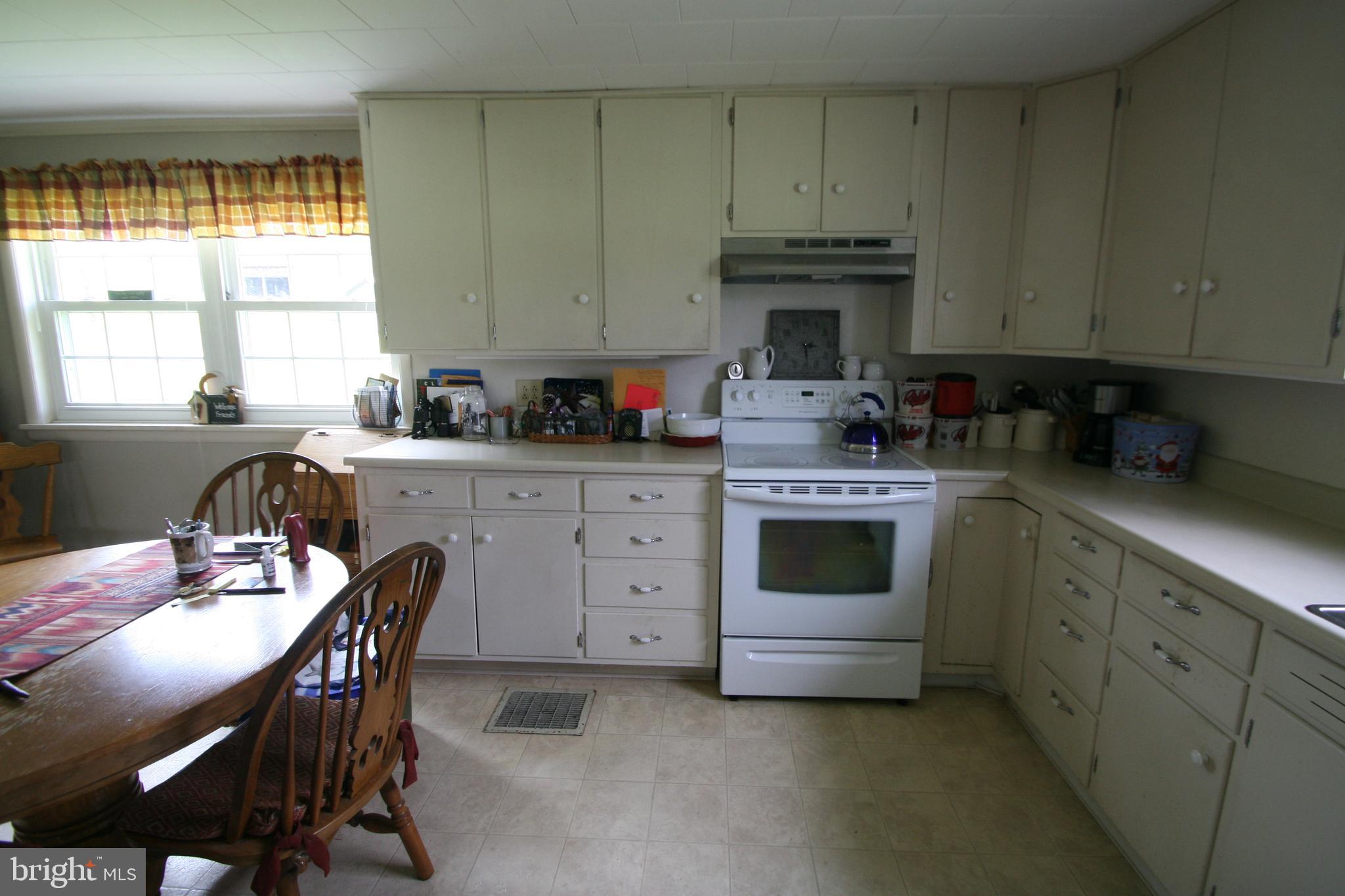 7241 Morgans Road Huntingdon, PA 16652 - Photo 54 of 70 Kitchen