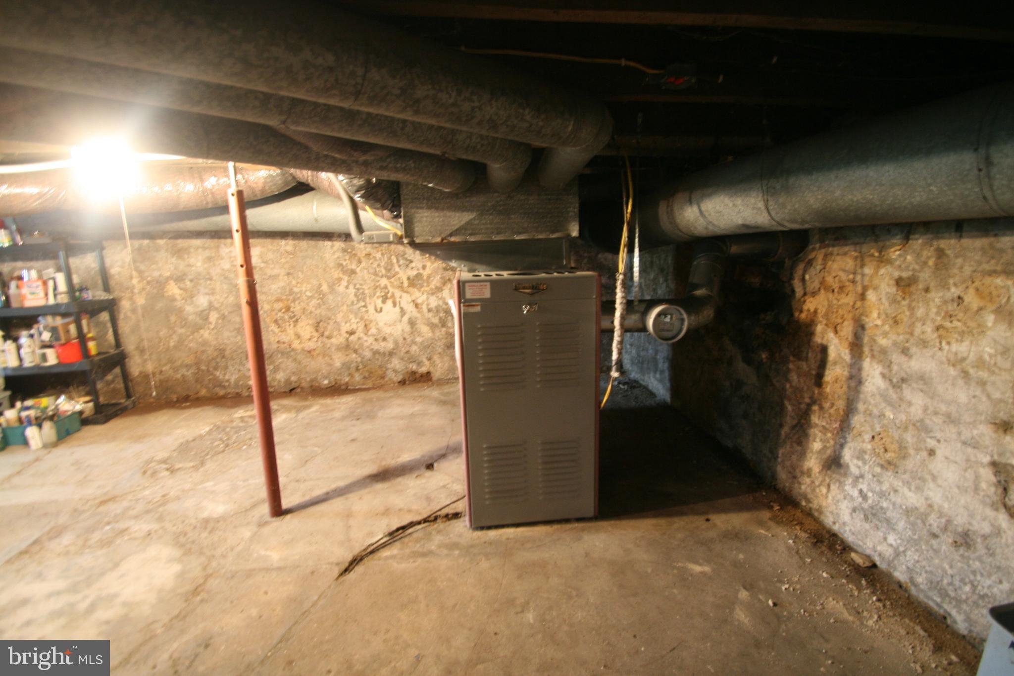 7241 Morgans Road Huntingdon, PA 16652 - Photo 70 of 70 Forced Air Furnace