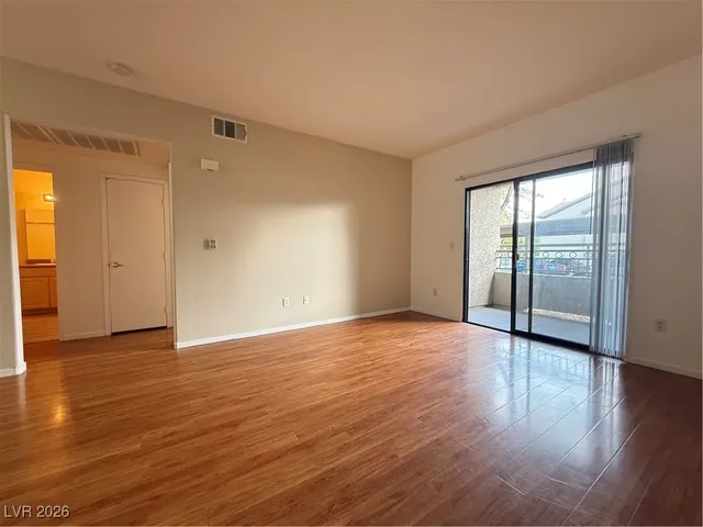 $1,190 | 8250 North Grand Canyon Drive, Unit 1182, Las Vegas, NV 89166