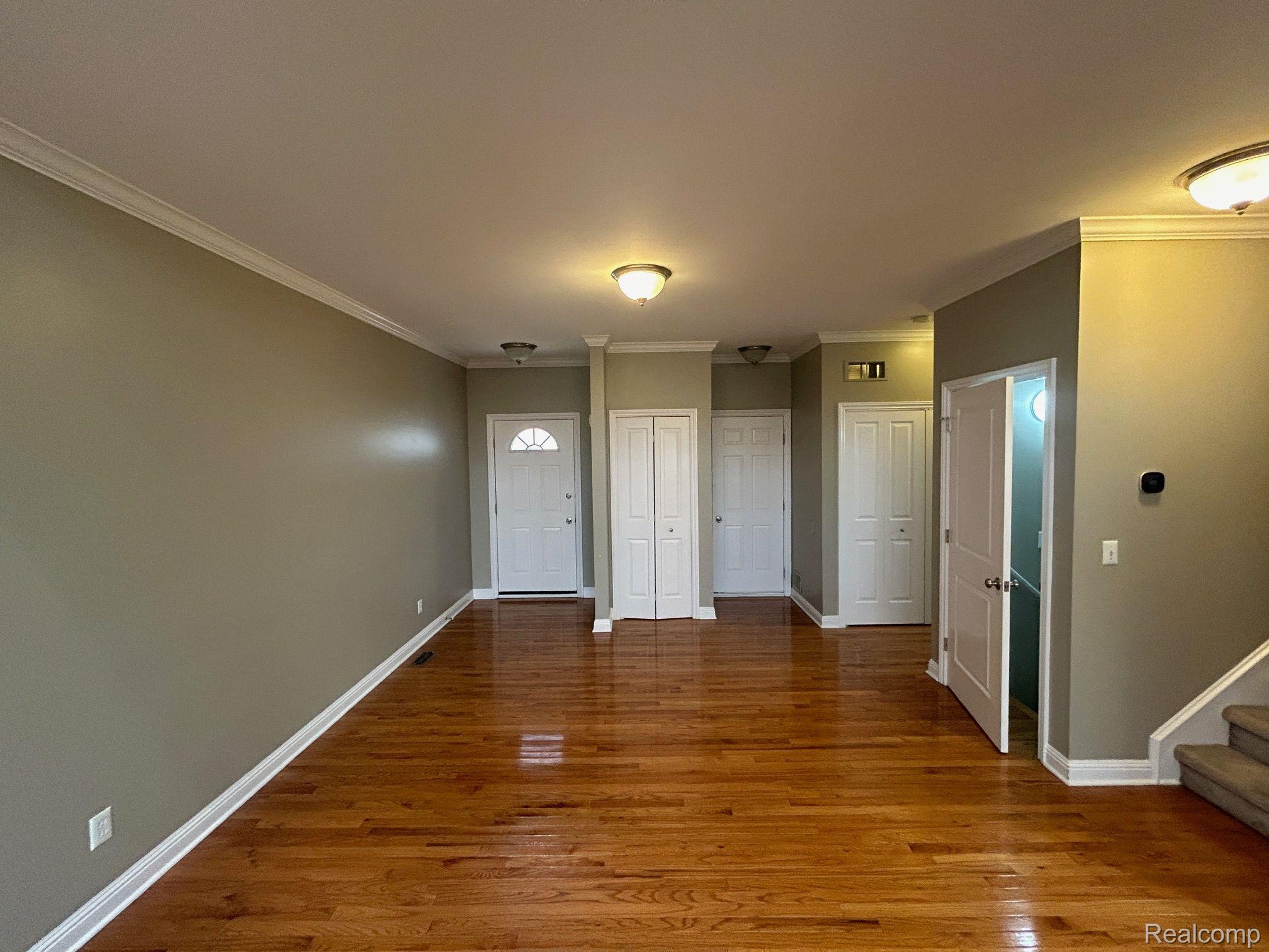41484 Glade Road Canton, MI 48187 - Photo 6 of 35